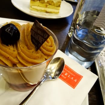 Oberlaa - Patisserie/Cake Shop Near Me - Vienna, 9
