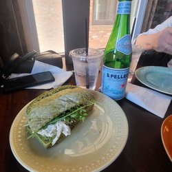 Mercat by 1915 - Chicken salad
