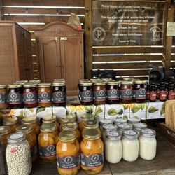 Hobe Sound Farmers Market - Peaches and jams