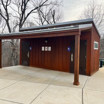 Don Robinson State Park - Nice clean bathrooms! - Hiking Near Me - Cedar Hill, Missouri