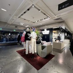 Galeries Lafayette - Display