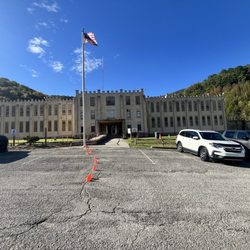 Brushy Mountain Distillery