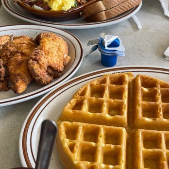 Mama's Restaurant - American Near Me - Detroit, Michigan Mama's Restaurant - American Near Me - Detroit, Michigan