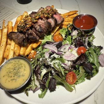 The McMillan Bar And Kitchen - Steak Frites - Bars Near Me - Flagstaff, Arizona The McMillan Bar And Kitchen - Steak Frites - Bars Near Me - Flagstaff, Arizona