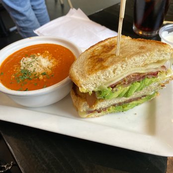 The 18hundred - Lunch Special Ultimate Grilled cheese with Tomato soup - New American Near Me - Bakersfield, California The 18hundred - Lunch Special Ultimate Grilled cheese with Tomato soup - New American Near Me - Bakersfield, California