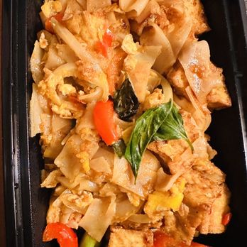The Secret Sauce Thai Kitchen - Tofu vegetarian spicy Drunken Noodles - Thai Near Me - Rehoboth Beach, Delaware