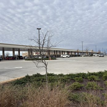 Buc-ee’s - Gas pumps galore! - Gas Stations Near Me - Smiths Grove, Kentucky Buc-ee’s - Gas pumps galore! - Gas Stations Near Me - Smiths Grove, Kentucky