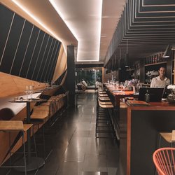 Zelai - Restaurant interior