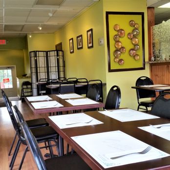 Pinto Thai Kitchen - Clean, comfortable and simple. - Thai Near Me - Colonie, New York