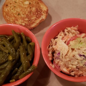 The Pig & Pint - Excellent bread and tasteless sides. - Barbeque Near Me - Jackson, Mississippi The Pig & Pint - Excellent bread and tasteless sides. - Barbeque Near Me - Jackson, Mississippi