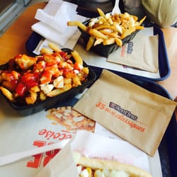 Valentine - Poutine & hot dog