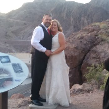 Hoover Dam Lookout - Dam happy couple - Gift Shops Near Me - Boulder City, Nevada Hoover Dam Lookout - Dam happy couple - Gift Shops Near Me - Boulder City, Nevada