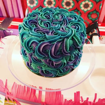 Our Treats Designs - Little mermaid theme smash Vanilla Cake - Cupcakes Near Me