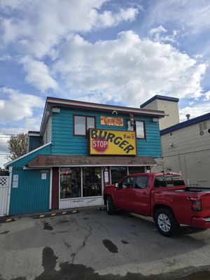 Tommy's Burger Stop-Spenard by null