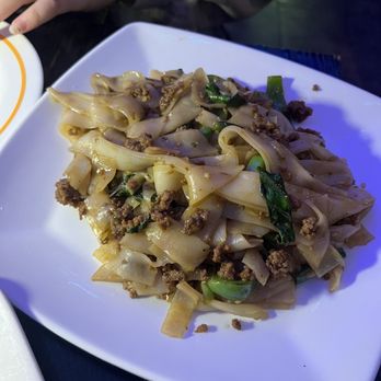 New Thai Elephant - C03. Pad kee Mao Noodle - Thai Near Me - San Mateo, California New Thai Elephant - C03. Pad kee Mao Noodle - Thai Near Me - San Mateo, California