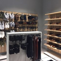 H&M