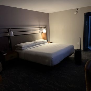 Renaissance Dallas Addison Hotel - King bed - Hotels Near Me - Addison, Texas