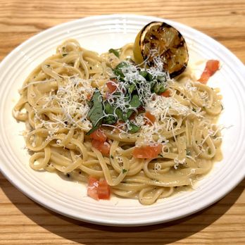 Carrabba's Italian Grill - Garlic Lemon Herb Linguine Lunch with Parmesan Cheese Freshly Grated at the Table - Side and Drink Shown Separately - Mmm! - Italian Near Me - Overland, Kansas