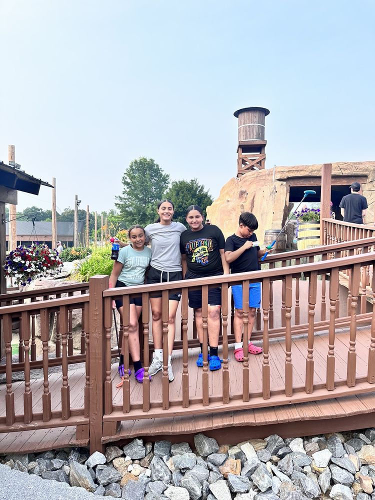 Social spots from Mel's Funway Park