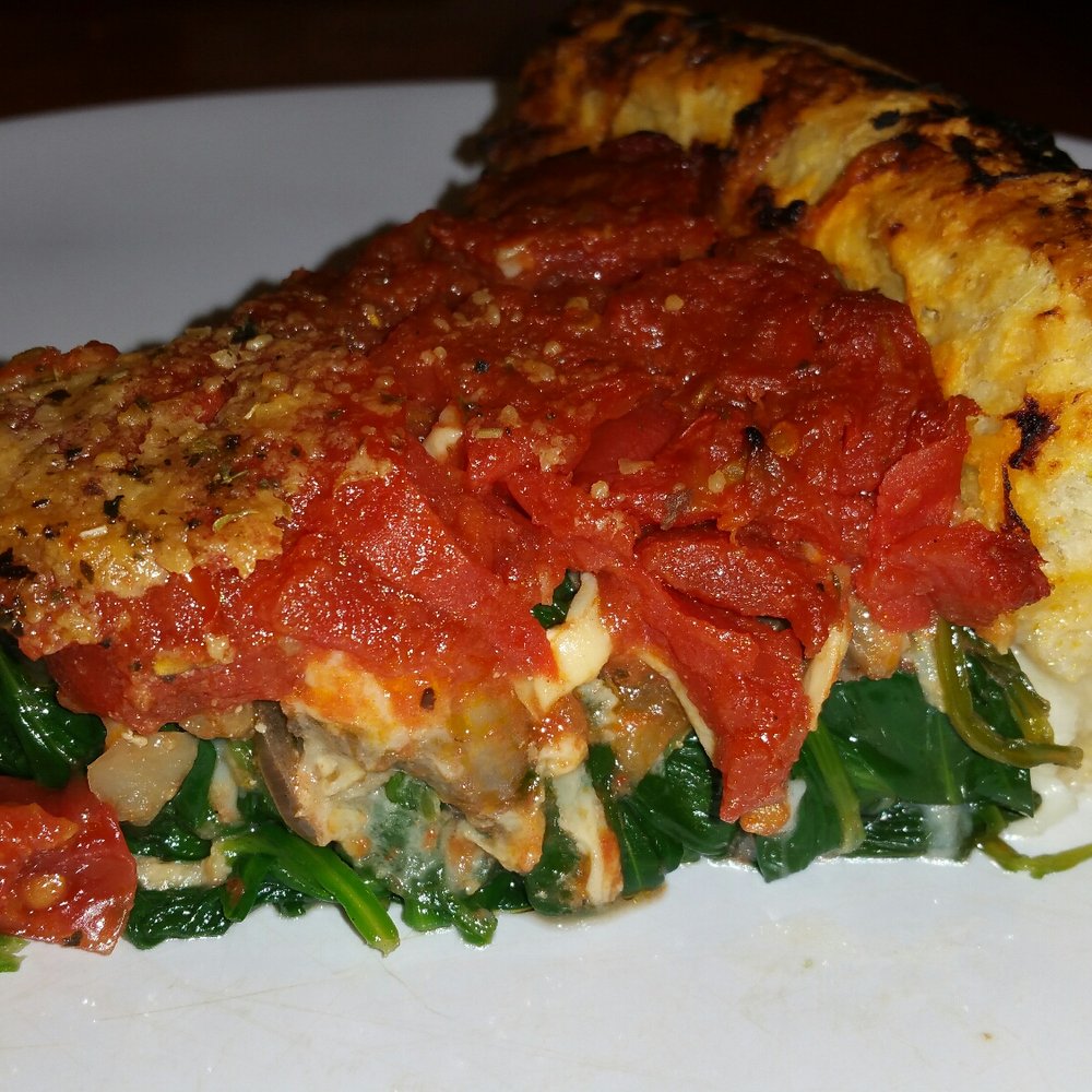 5000 Pies - Slice of the Spinach Deep Dish *love* - Pizza Near Me - Long Beach, California