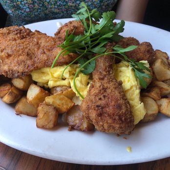 The Kettle - Buttermilk Honey Fried Chicken & Biscuits - Diners Near Me - Manhattan Beach, California