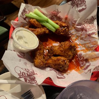 Track One - Double dipped wings - American Near Me - El Paso, Texas
