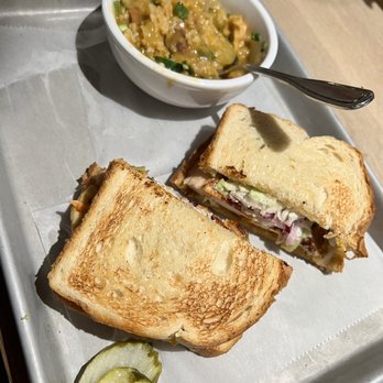 Jekyll Brewing City Center - Chic'n Sammi - Breweries Near Me - Alpharetta, Georgia