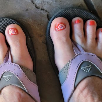 La Fleur Plumeria - Nail Salons Near Me - Kihei, Hawaii