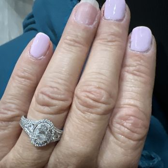 Alexie Nails - Peeled Gel Nails - Nail Salons Near Me - Franklin, Indiana