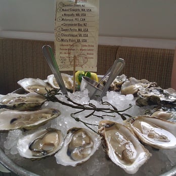 Fishing With Dynamite - Full Dozen Oyster Sampler - schuck, slurp, swallow! #ManhattanBeach #TheStrand #Seafood #ItsWhatsForLunch #FoodPorn #Pricey - Seafood Near Me - Manhattan Beach, California