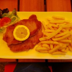 Gasthof Silberstollen - Wiener Schnitzel mit Pommes-frites
