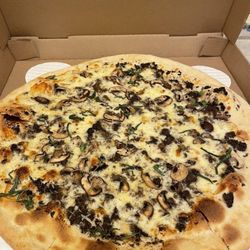 Pangea Pizzeria - Really Fun Guy