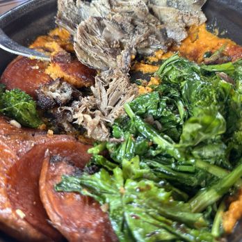 Running Goose - Duck Confit Kak'ik - Gastropubs Near Me - Los Angeles, California