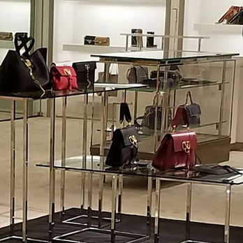 Neiman Marcus - Shoe Stores Near Me - Boca Raton, Florida Neiman Marcus - Shoe Stores Near Me - Boca Raton, Florida