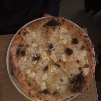 Cinque Terre West - Truffle pizza - Italian Near Me - Los Angeles, California Cinque Terre West - Truffle pizza - Italian Near Me - Los Angeles, California