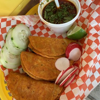 Cinco De Mayo Taqueria - Birria Tacos (Quesabirria) - Food Trucks Near Me - Spring, Texas Cinco De Mayo Taqueria - Birria Tacos (Quesabirria) - Food Trucks Near Me - Spring, Texas