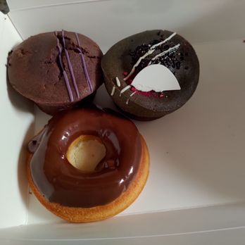 Third Culture Bakery - Berkeley - Ube+ sesame muffins. FREE donut ! - Bakeries Near Me - Berkeley, California