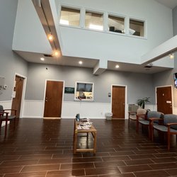 Virginia Beach Neurology - Three practices share a lobby.