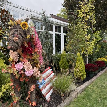 Cleo’s Garden Shoppe - Nurseries & Gardening Near Me - Babylon, New York