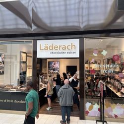 Läderach chocolatier suisse - Yup all these people know what they are talking about.