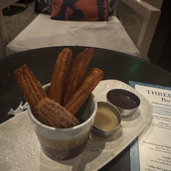 Three Bridges Bar and Grill at Villa del Lago - Bars Near Me - Orlando, Florida