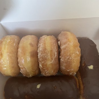 Kings Donuts And Deli - six donuts in a box - Delis Near Me - Mount Dora, Florida Kings Donuts And Deli - six donuts in a box - Delis Near Me - Mount Dora, Florida