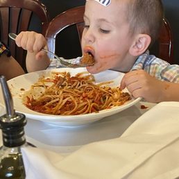 Kids pasta with meatballs