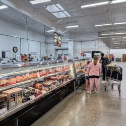 Wenger's Grocery Outlet - Deli and meat counter.