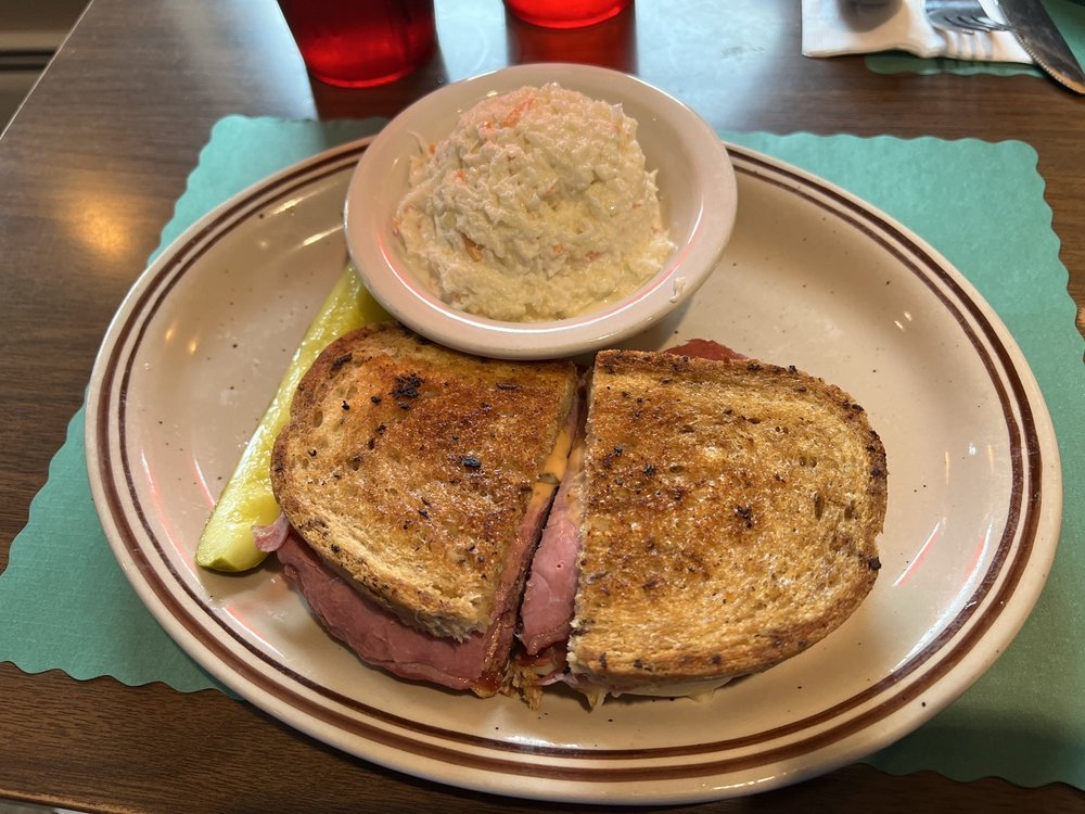 VILLAGE CAFE Updated June 2024 29 Photos & 35 Reviews 7937 State