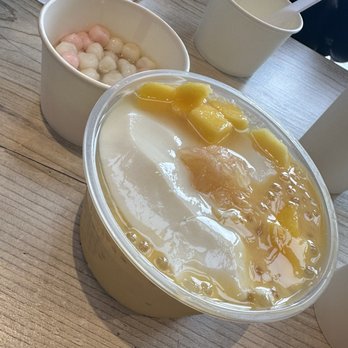 Sweethoney Dessert - mango sago - Desserts Near Me - Colma, California
