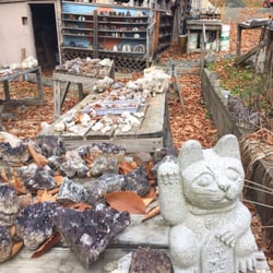 Gemstar Gemstone - Outdoor area