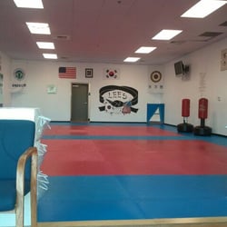 Lee's Korean Martial Arts