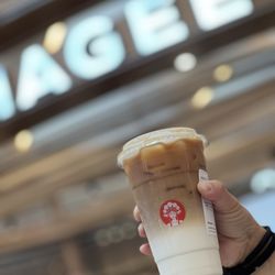 Chagee Modern Teahouse - Roasted black tea latte