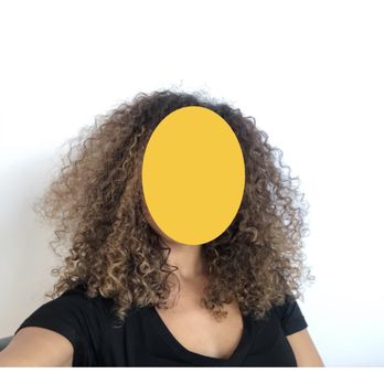 Parto Naderi Creation De Beaute - Example of hair texture refused. - Hair Salons Near Me - Chicago, Illinois Parto Naderi Creation De Beaute - Example of hair texture refused. - Hair Salons Near Me - Chicago, Illinois
